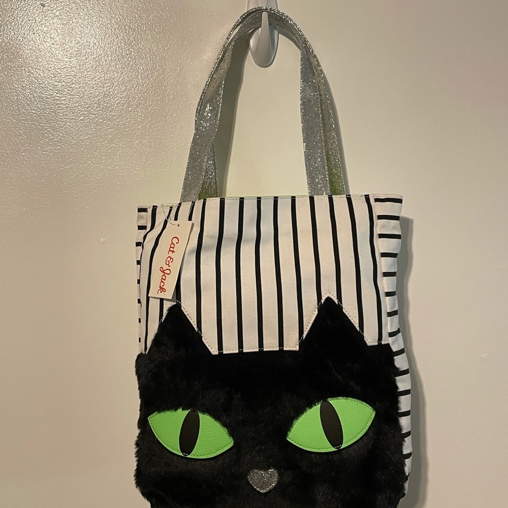 Target, Cat&Jack, Black&White Stripe Cat Bag NWT